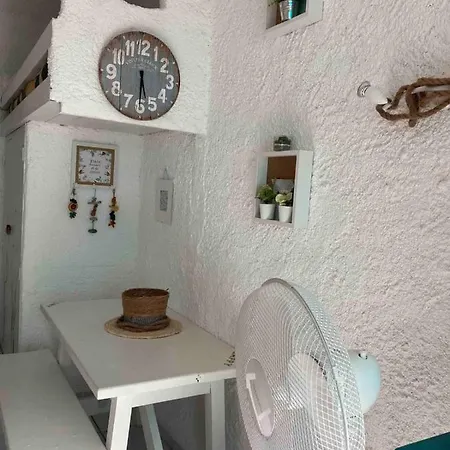 Nice Cocoon With Terrace Near The Sea Apartment